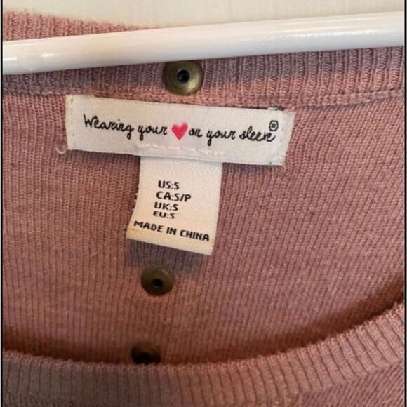 - Woman’s dusty rose‎ long sleeve top size s/p - Picture 2 of 3